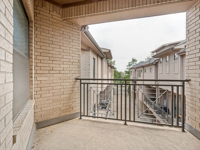 4023 Rawlins Street 106, Dallas, TX 75219