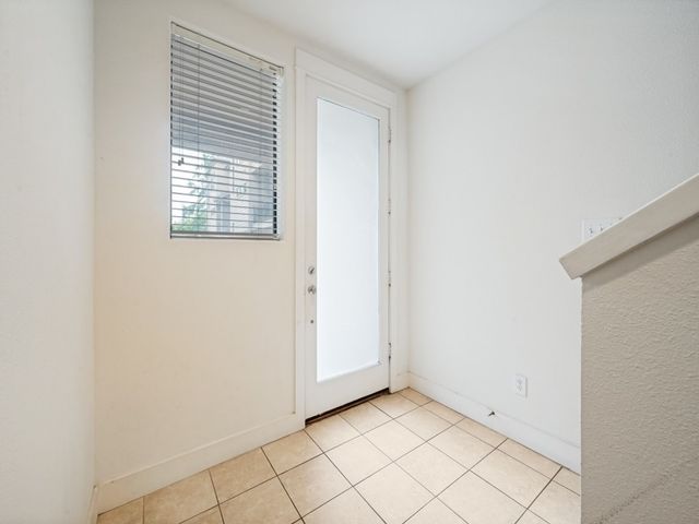 4023 Rawlins Street 106, Dallas, TX 75219