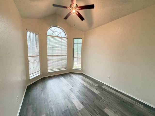 928 Winchester Lane, Mesquite, TX 75181