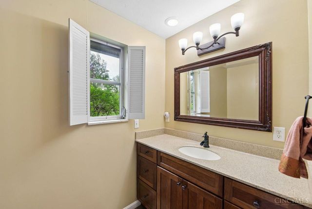 339 Leipzig Drive, Fayetteville, OH 45118