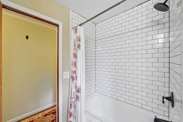 339 Leipzig Drive, Fayetteville, OH 45118