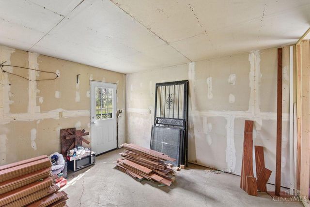 339 Leipzig Drive, Fayetteville, OH 45118