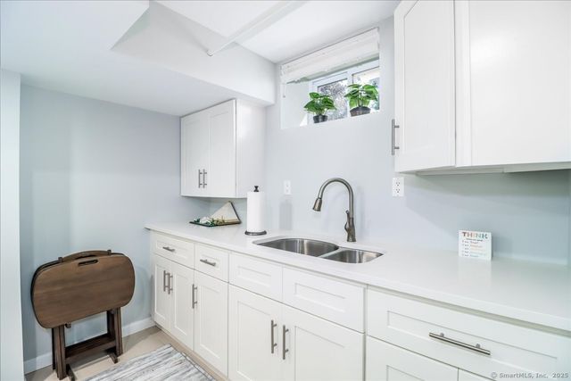 1073 Shippan Avenue, Stamford, CT 06902