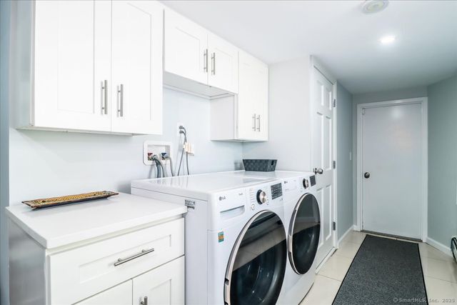 1073 Shippan Avenue, Stamford, CT 06902