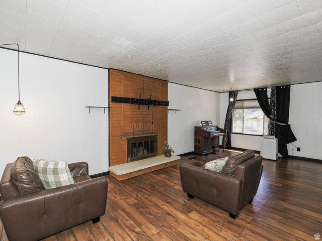 117 E COUNTRY CLUB DR, South Ogden, UT 84405