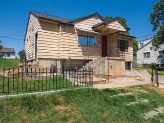 117 E COUNTRY CLUB DR, South Ogden, UT 84405
