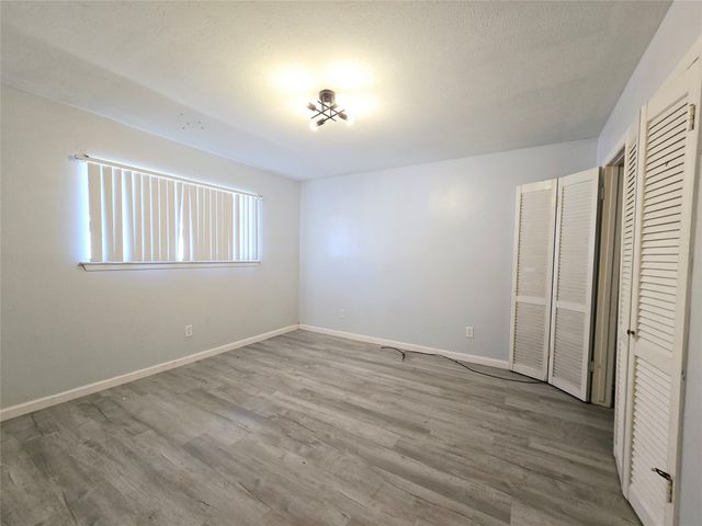 902 Spring Valley Plaza, Richardson, TX 75080