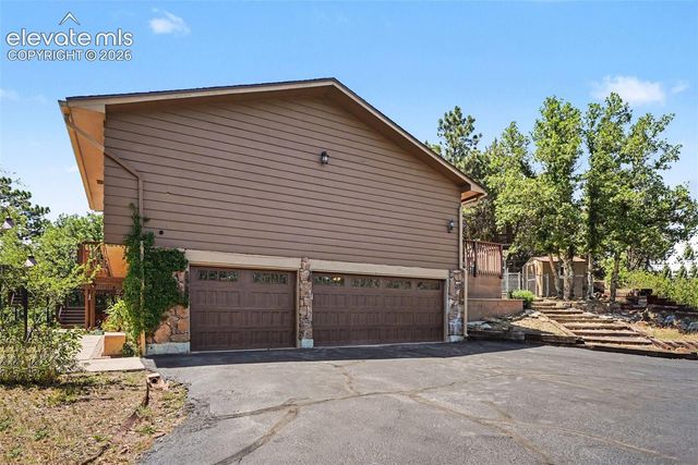90 Buckeye Drive, Colorado Springs, CO 80919