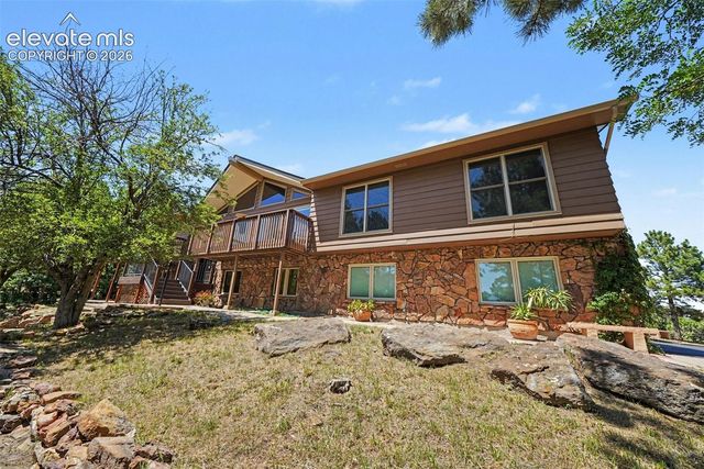 90 Buckeye Drive, Colorado Springs, CO 80919