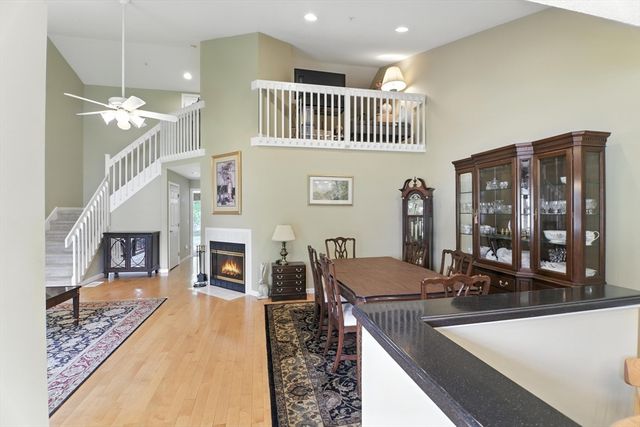 17 Castle Hill Rd G, Agawam, MA 01001