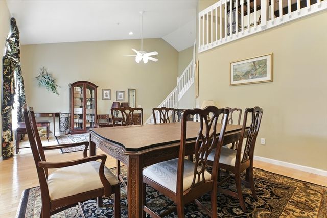 17 Castle Hill Rd G, Agawam, MA 01001