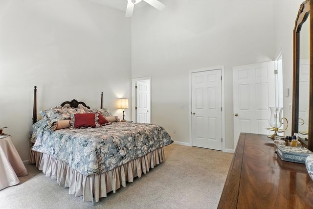 17 Castle Hill Rd G, Agawam, MA 01001