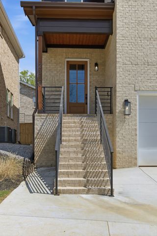 2310 18th Ave, N, Nashville, TN 37208