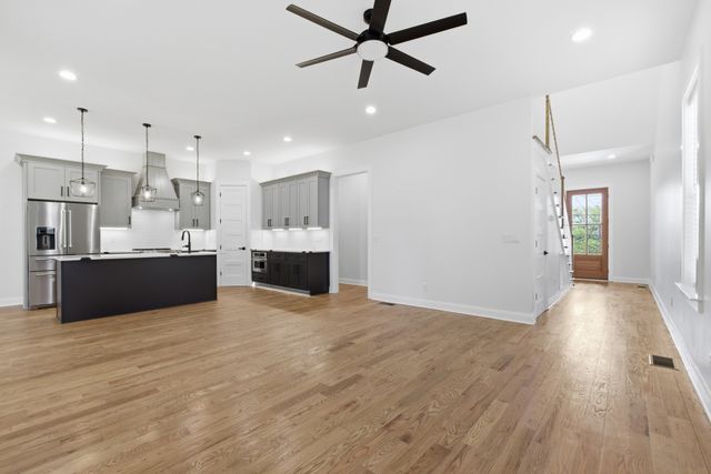 2310 18th Ave, N, Nashville, TN 37208