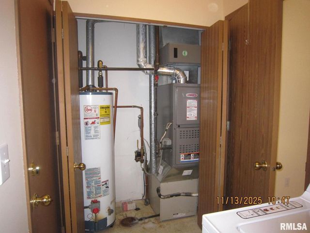 2608 38TH Street, Moline, IL 61265