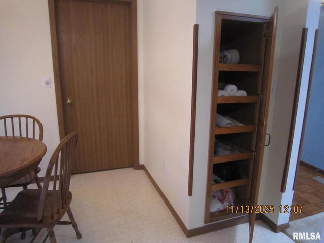 2608 38TH Street, Moline, IL 61265