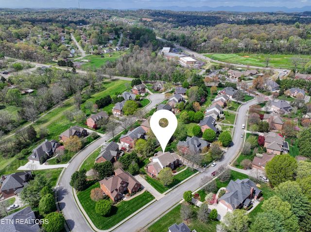 231 Gwinhurst Rd, Knoxville, TN 37934