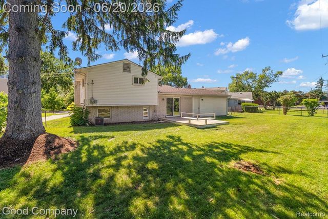 3026 Linwood Court, Royal Oak, MI 48073