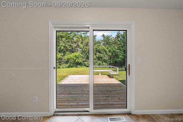 3026 Linwood Court, Royal Oak, MI 48073