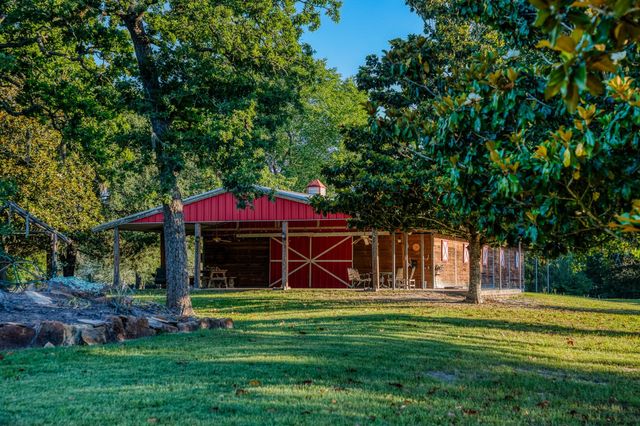 5110 Mill Creek Road, Cat Spring, TX 78933