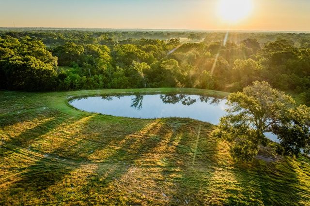 5110 Mill Creek Road, Cat Spring, TX 78933