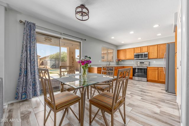 11234 W ALMERIA Road, Avondale, AZ 85392
