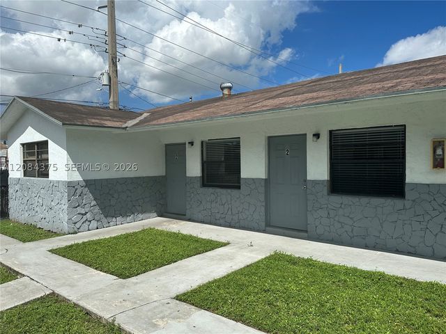 4120 SW 19th St 2, West Park, FL 33023