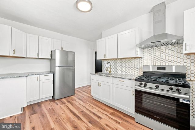 5767 N BEECHWOOD, Philadelphia, PA 19138