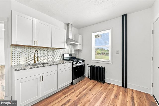 5767 N BEECHWOOD, Philadelphia, PA 19138