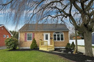 296 Bay Avenue, Patchogue, NY 11772