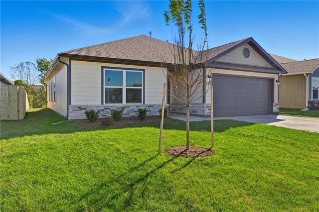 533 N Persimmon Street, Gardner, KS 66030