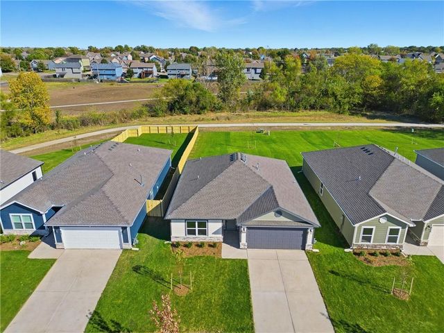 533 N Persimmon Street, Gardner, KS 66030