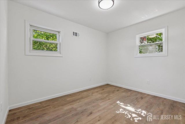 38 Lincoln Avenue, Colonia, NJ 07067