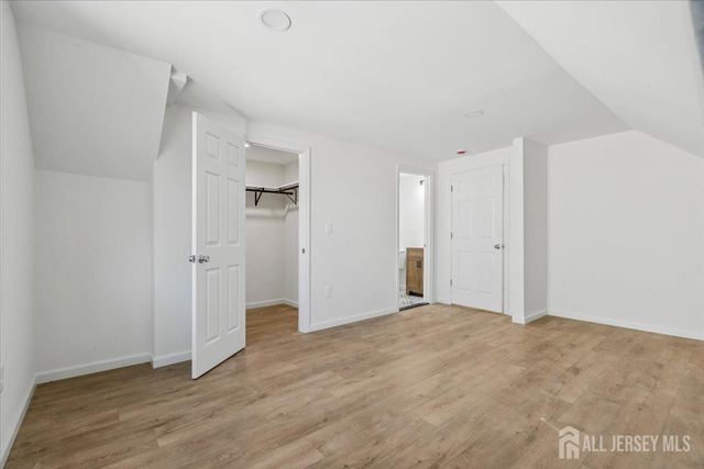 38 Lincoln Avenue, Colonia, NJ 07067