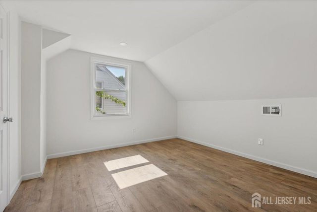 38 Lincoln Avenue, Colonia, NJ 07067