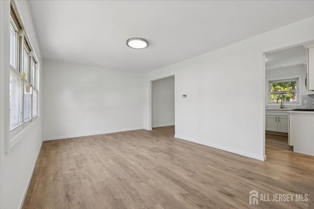 38 Lincoln Avenue, Colonia, NJ 07067