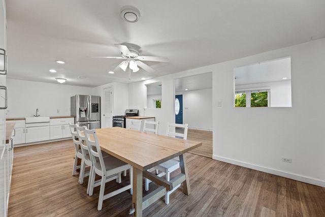 9909 Elm Circle Drive, Oak Lawn, IL 60453