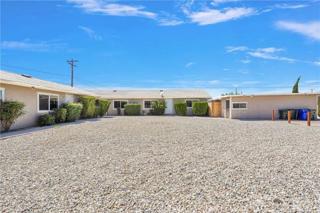 20933 Sioux Road 4, Apple Valley, CA 92308