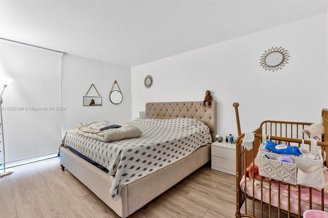 3401 N Country Club Dr 406, Aventura, FL 33180