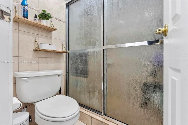 3401 N Country Club Dr 406, Aventura, FL 33180