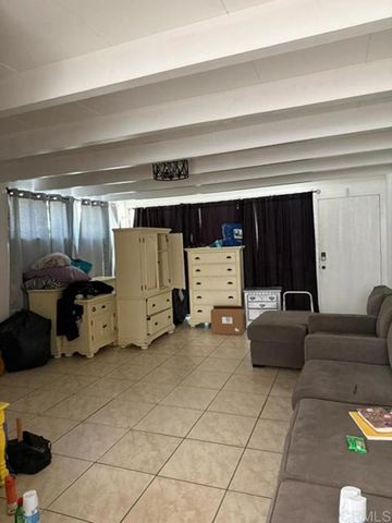 616 Gibbel Road, Hemet, CA 92543