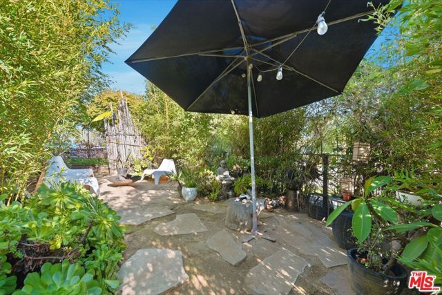 12909 Ida Avenue, Los Angeles, CA 90066