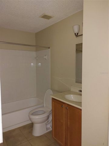 215 LAKE BROOK CIRCLE 201, Brandon, FL 33511