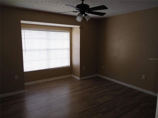 215 LAKE BROOK CIRCLE 201, Brandon, FL 33511
