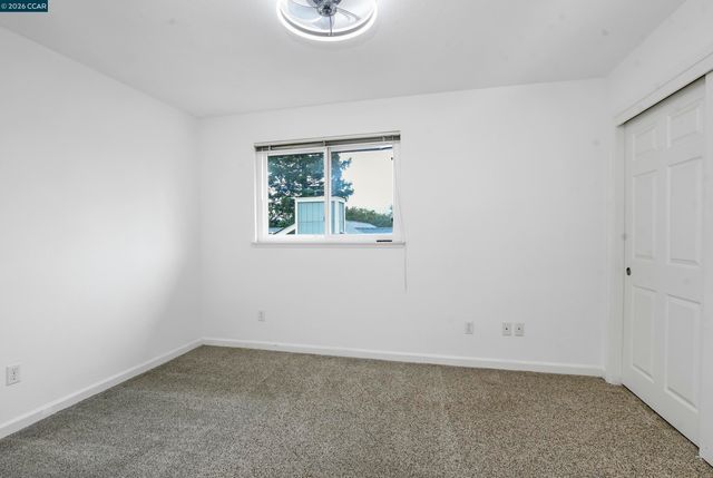 196 Bittercreek Dr, Folsom, CA 95630