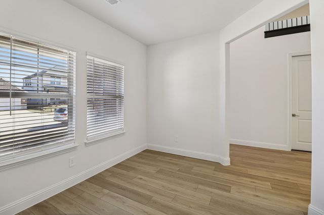 2433 Glacier Ridge, Corinth, TX 76210