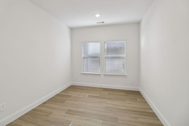 2433 Glacier Ridge, Corinth, TX 76210