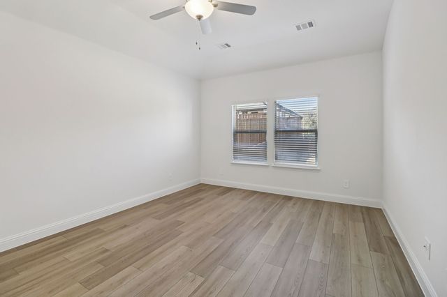 2433 Glacier Ridge, Corinth, TX 76210