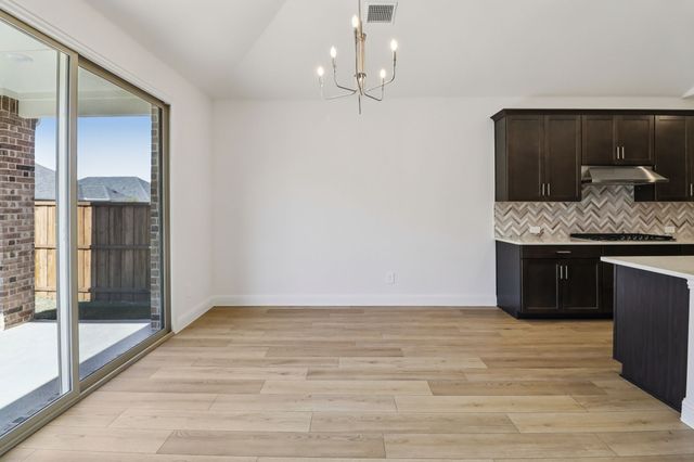 2433 Glacier Ridge, Corinth, TX 76210