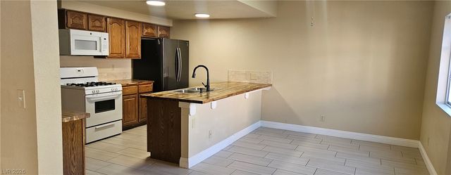 313 Beethoven Street, Las Vegas, NV 89145